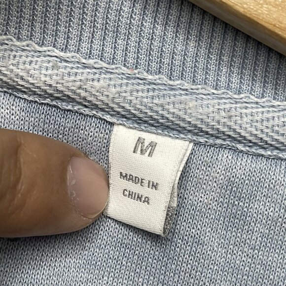 Friends Warner Bros Studio Tour Lightweight Sweatshirt Sky Blue M - Picture 5 of 8